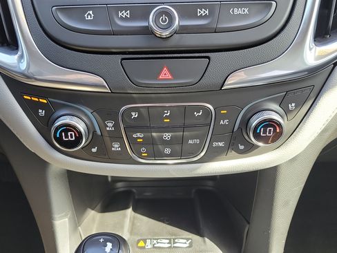 Used 2020 Chevrolet Equinox Premier image 38