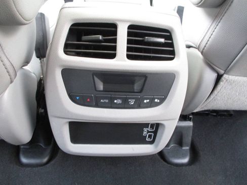 Used 2020 Honda Pilot EX-L image 33