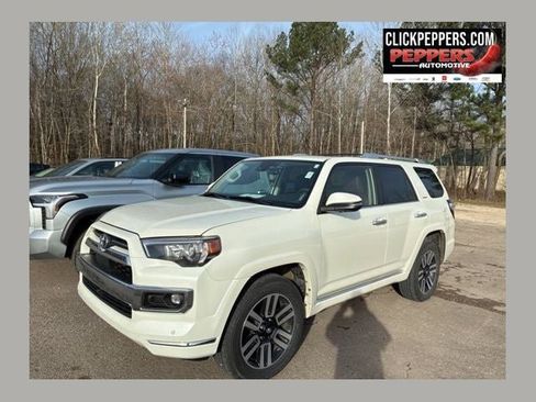 Used 2022 Toyota 4Runner Limited image 1