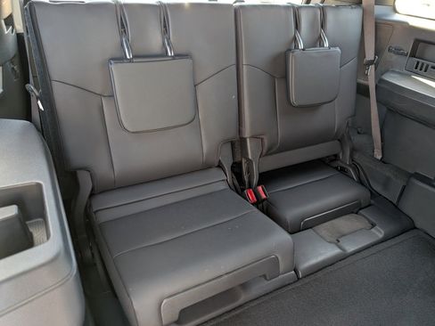 Used 2025 Toyota 4Runner Limited AWD/4WD image 6