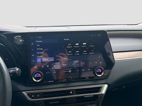 Used 2024 Lexus RX 350 Premium Plus w/ Convenience Package FWD image 30