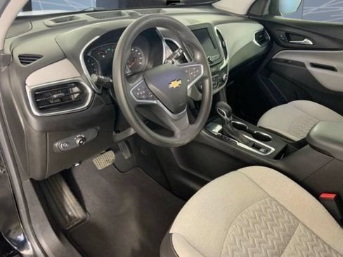Used 2022 Chevrolet Equinox LS w/ LS Convenience Package FWD image 21