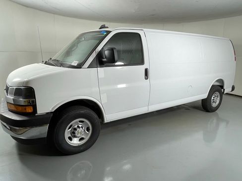 New 2025 Chevrolet Express 2500 w/ Driver Convenience Package image 5