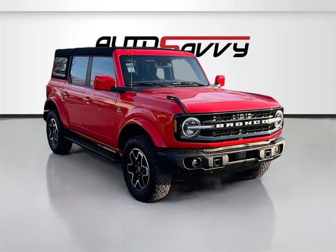 Used 2022 Ford Bronco Outer Banks image 1