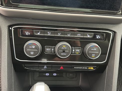 Used 2022 Volkswagen Atlas SEL AWD/4WD image 21
