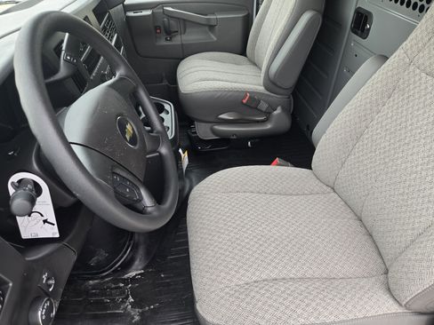 New 2025 Chevrolet Express 2500 w/ Driver Convenience Package image 9