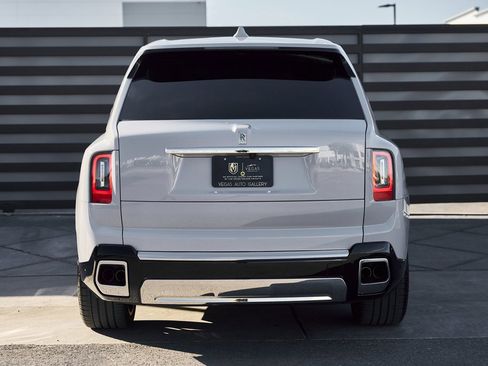 Used 2025 Rolls-Royce Cullinan image 15
