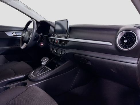Used 2024 Kia Forte LXS FWD image 27