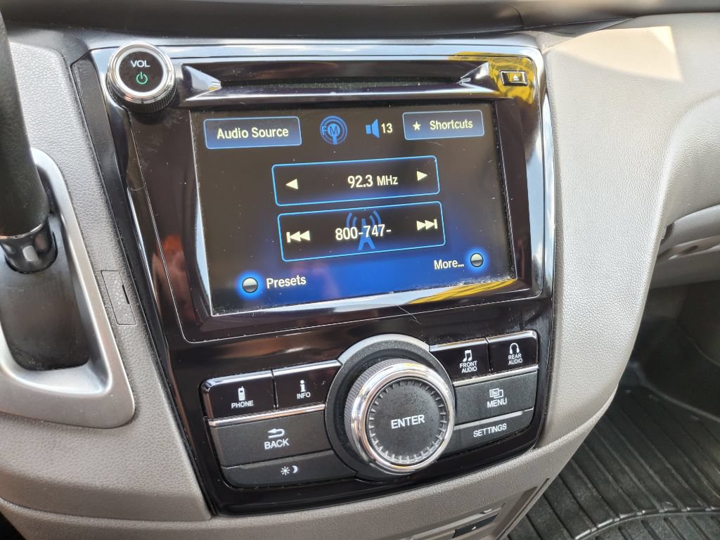 Used 2016 Honda Odyssey EX-L image 24