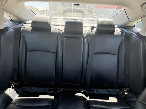 Used 2016 Honda Civic Touring image 14