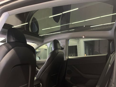 Used 2022 Tesla Model Y Performance image 25