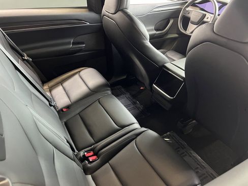 Used 2023 Tesla Model X image 30