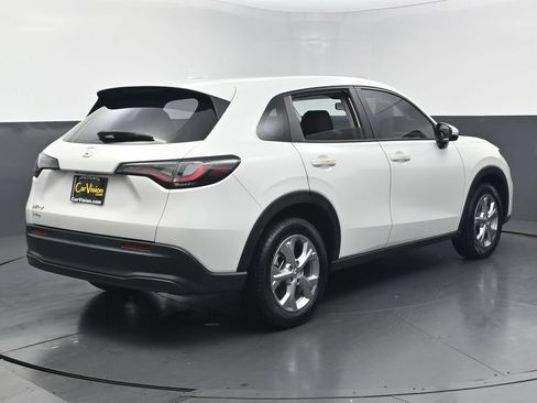 Used 2023 Honda HR-V LX image 5