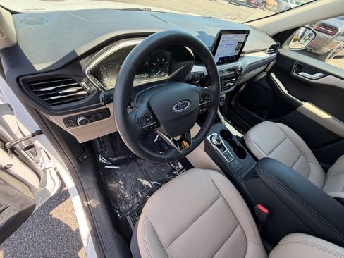 Used 2020 Ford Escape SEL FWD image 14