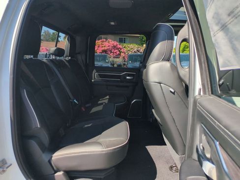 New 2026 RAM 2500 Laramie w/ Night Edition AWD/4WD image 15
