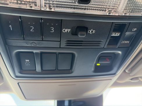 Used 2022 Toyota 4Runner Limited RWD image 29