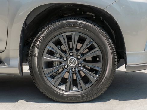 Used 2022 Lexus GX 460 Premium w/ Accessory Package AWD/4WD image 19