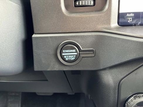 New 2026 Ford Bronco Badlands AWD/4WD image 14