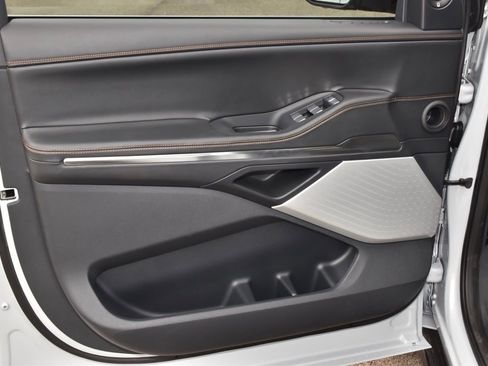 New 2026 Lincoln Navigator L Black Label AWD/4WD image 39