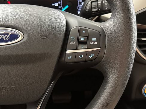 Used 2020 Ford Escape SE FWD image 17