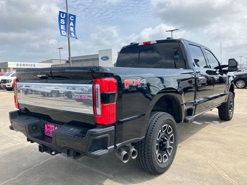 Used 2024 Ford F250 Platinum AWD/4WD image 7