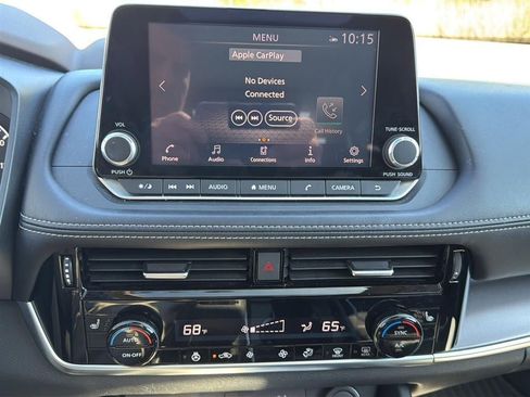 Used 2021 Nissan Rogue SV w/ Premium Package AWD/4WD image 4