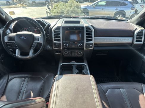 Used 2017 Ford F350 Platinum w/ Platinum Ultimate Package image 10