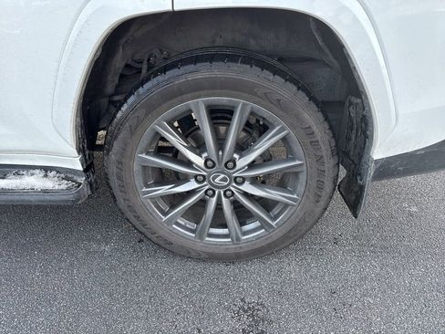 Used 2024 Lexus LX 600 F Sport image 6