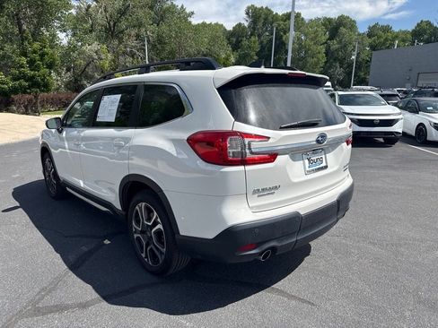 Used 2023 Subaru Ascent Limited AWD/4WD image 5