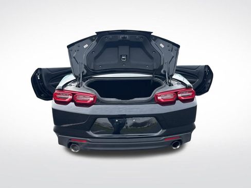 Used 2023 Chevrolet Camaro LT w/ Technology Package image 17