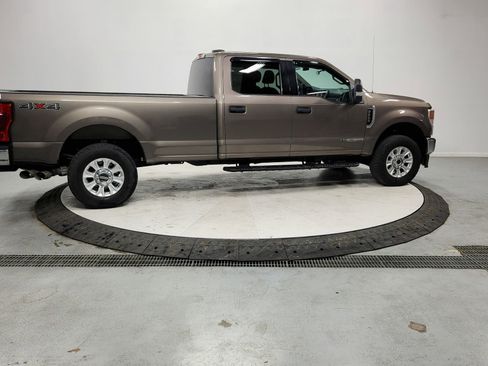 Used 2021 Ford F250 XLT image 8