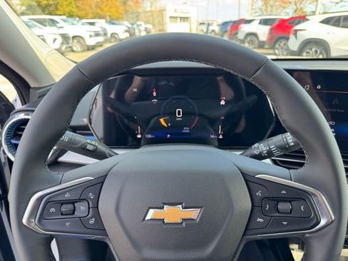 New 2026 Chevrolet Trax LT w/ Driver Confidence Package image 31