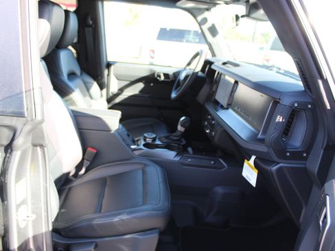 New 2025 Ford Bronco Big Bend image 12
