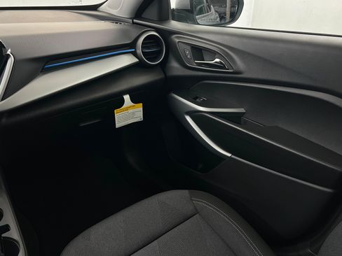 New 2026 Chevrolet Trax LS w/ LS Convenience Package FWD image 11