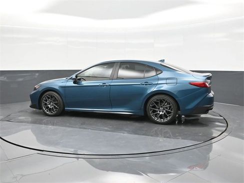 New 2026 Toyota Camry SE image 2