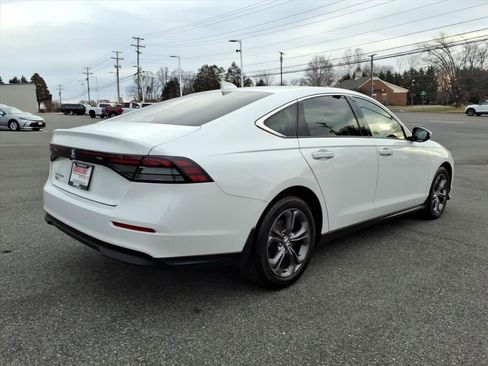 Used 2024 Honda Accord EX image 4