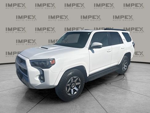 Used 2024 Toyota 4Runner TRD Off-Road Premium image 1