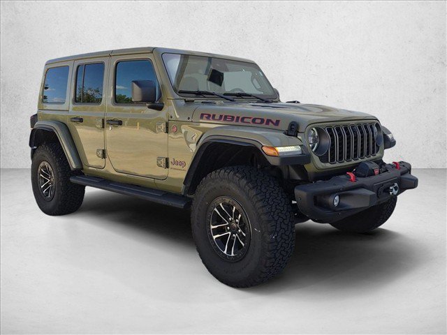 Used 2025 Jeep Wrangler Unlimited Rubicon AWD/4WD image 3