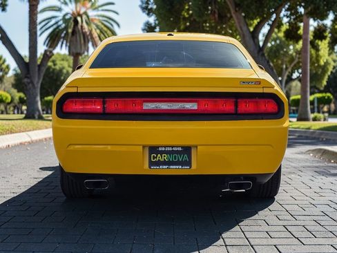 Used 2012 Dodge Challenger SRT8 Yellow Jacket w/ Premium Sound Group image 6