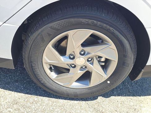New 2026 Hyundai Sonata SE FWD image 11