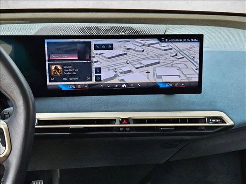 Certified 2024 BMW iX xDrive50 w/ Premium Package AWD/4WD image 15