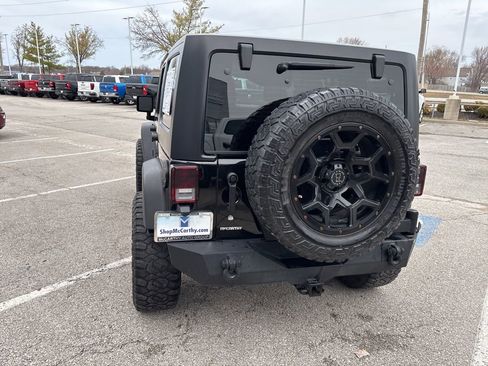 Used 2017 Jeep Wrangler Unlimited Rubicon w/ Cold Weather Group AWD/4WD image 21