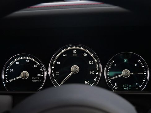 Used 2023 Rolls-Royce Cullinan AWD/4WD image 16