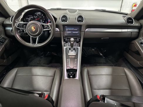 Used 2019 Porsche 718 Cayman RWD image 21
