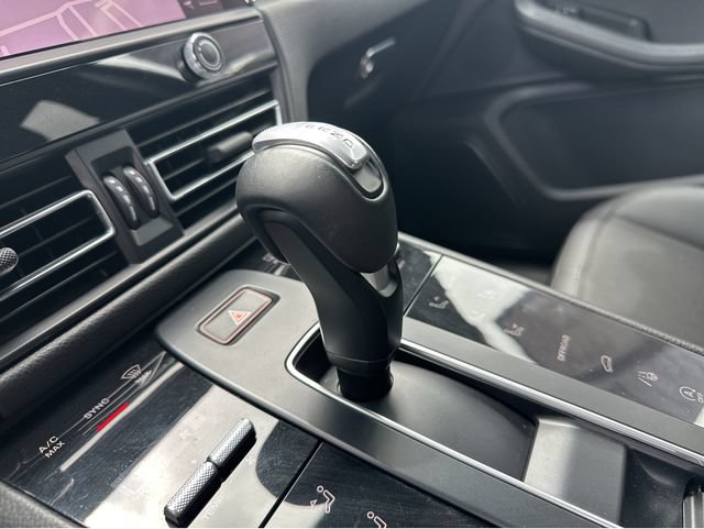 Used 2023 Porsche Macan Turbo AWD/4WD image 22