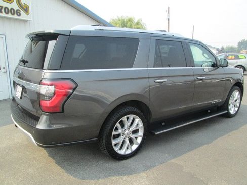 Used 2018 Ford Expedition Max Platinum AWD/4WD image 6
