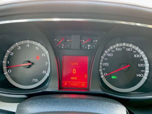 Used 2010 GMC Terrain SLT image 26