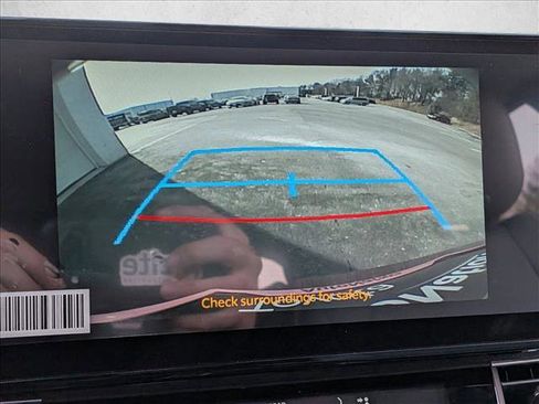 New 2026 Toyota Sienna XLE image 13