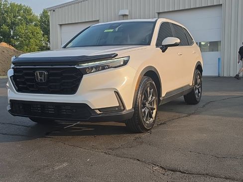 Used 2026 Honda CR-V EX-L image 3