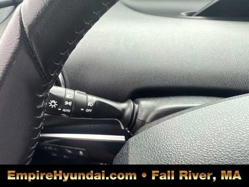 Used 2018 Toyota Prius Prime Advanced w/ Carpet Mat Package image 30